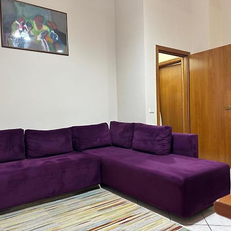 Hotelvila 22 Tirana Bagian luar foto