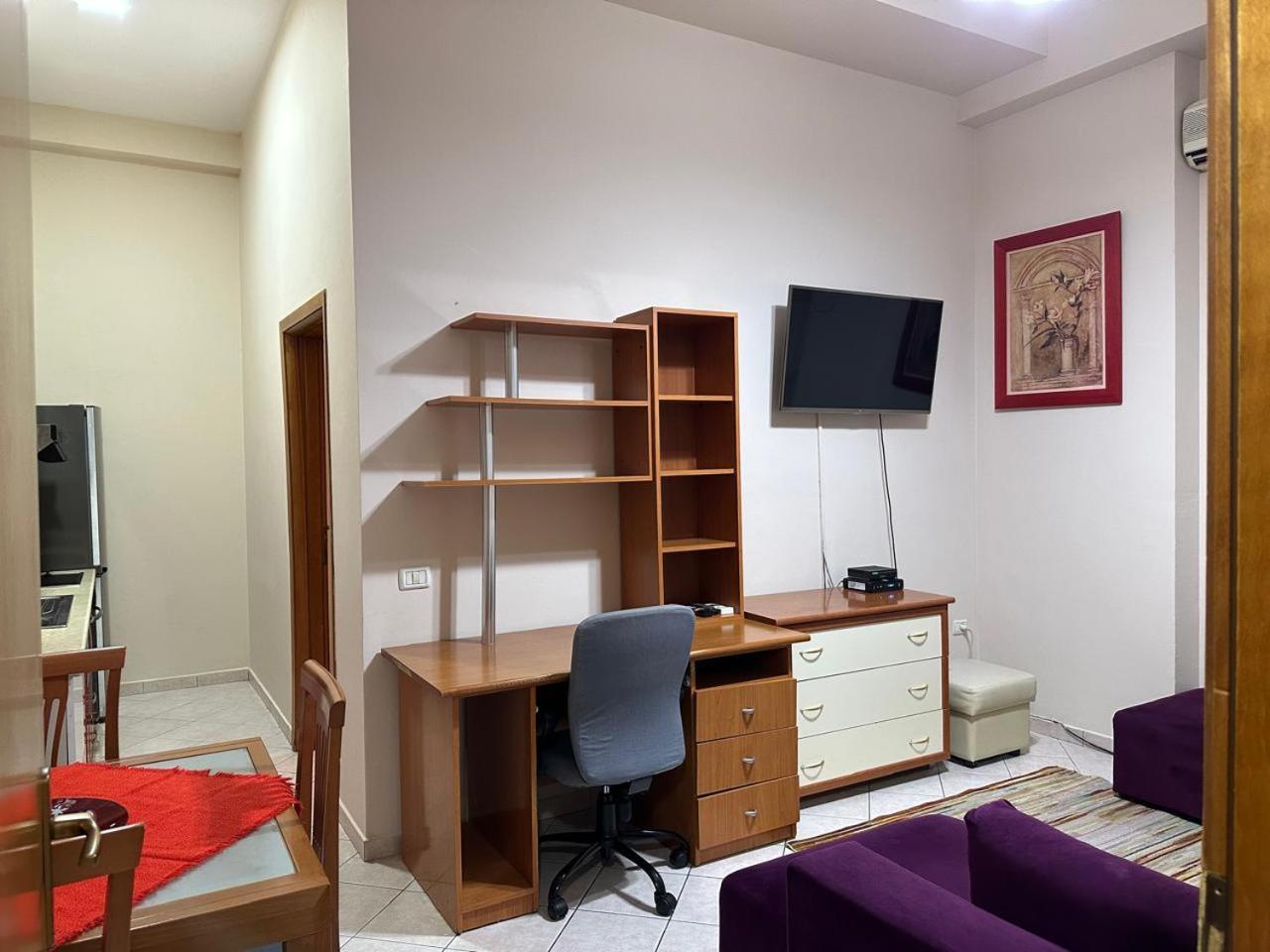 Hotelvila 22 Tirana Bagian luar foto