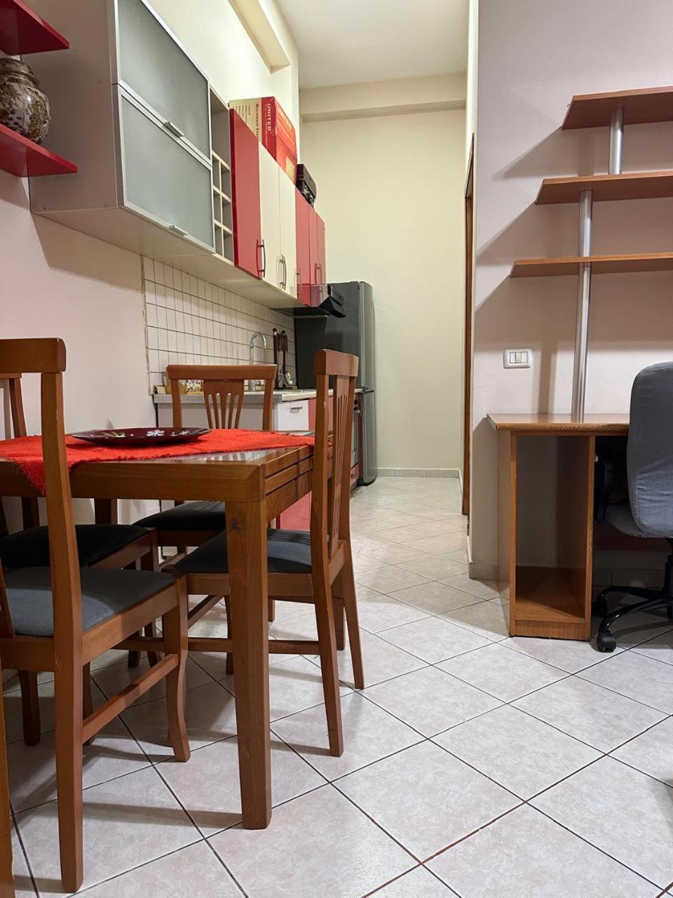 Hotelvila 22 Tirana Bagian luar foto